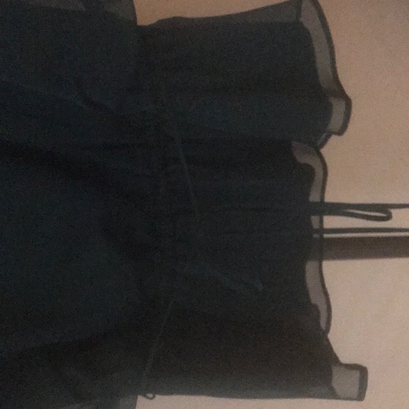 Rich green top with elastic waist - Picture 5 of 8